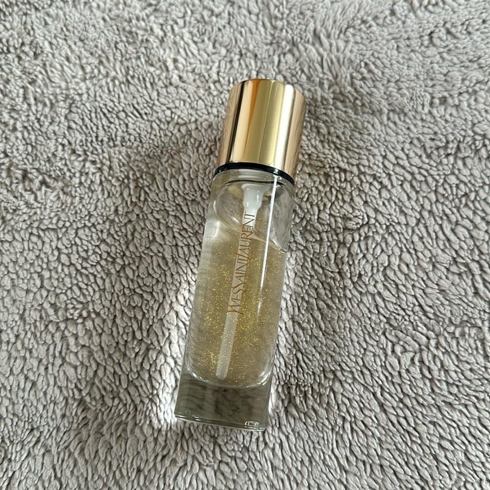 Yves Saint Laurent Touche eclat Blur Primer